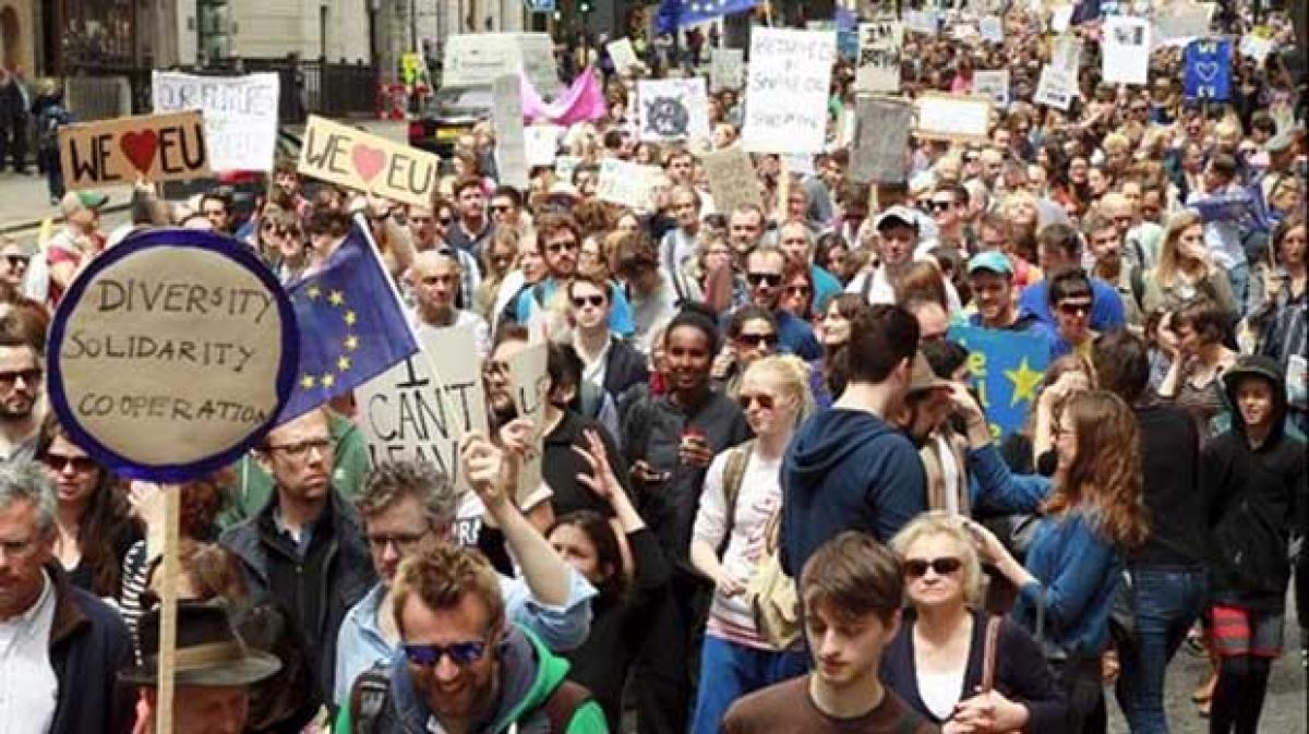 Thousands march against Brexit in London